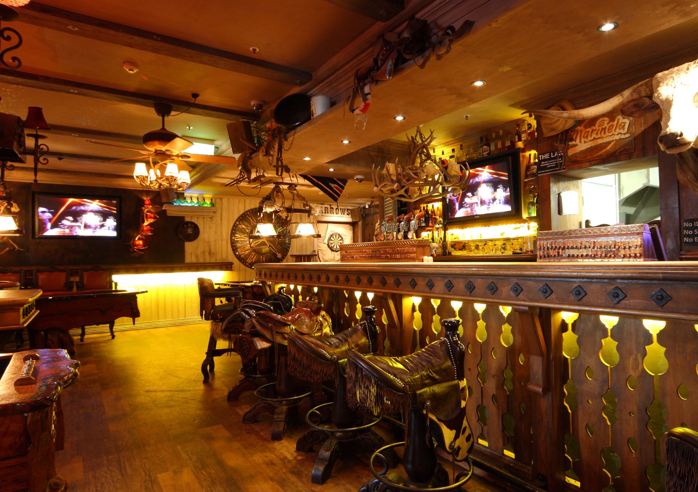 Cowboys Bar Queenstown Best Awards